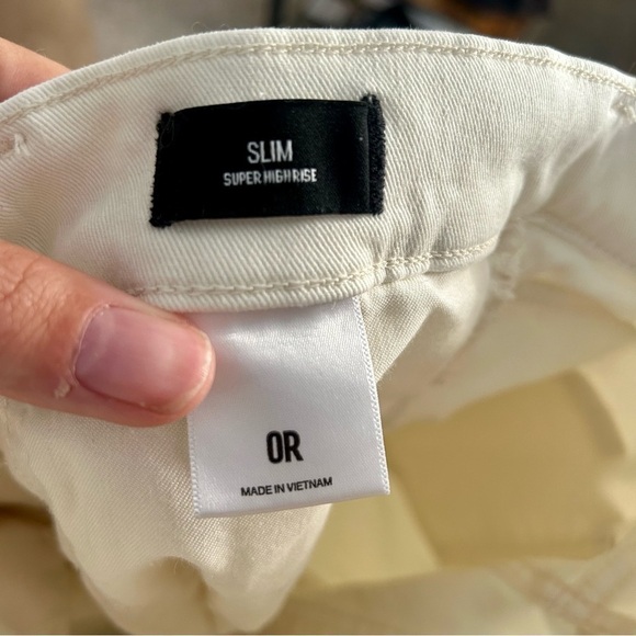 🦋 Express White Super High Rise Slim Jeans 0 0R - Picture 3 of 8